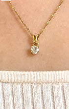 Load image into Gallery viewer, Solitaire Diamond Pendant