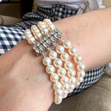 Load image into Gallery viewer, 18ct Pearl and Diamond Bracelet