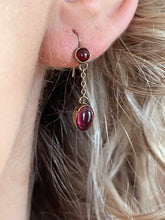 Load image into Gallery viewer, Gold and Garnet Earrings