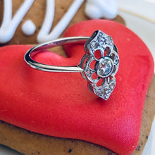Load image into Gallery viewer, Vintage Art Deco 18ct Diamond Ring
