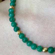 Load image into Gallery viewer, Vintage Aventurine 14ct Gold Necklace