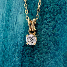 Load image into Gallery viewer, Solitaire Diamond Pendant