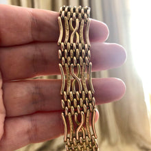 Load image into Gallery viewer, Antique Victorian Gold Gate Bracelet
