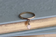 Load image into Gallery viewer, Classic Victorian Heart Ring
