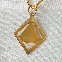 Load image into Gallery viewer, Vintage 9ct Gold Sailboat Pendant
