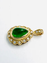 Load image into Gallery viewer, Vintage Art Deco Emerald and Diamond Pendant
