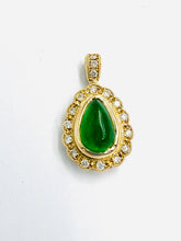 Load image into Gallery viewer, Vintage Art Deco Emerald and Diamond Pendant
