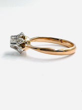 Load image into Gallery viewer, Vintage Diamond Daffodil Flower Ring in 14k Gold
